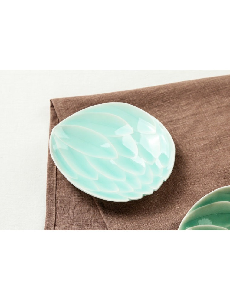 Best Seller Chaora - Celadon Lotus Plate Ready for Shipment